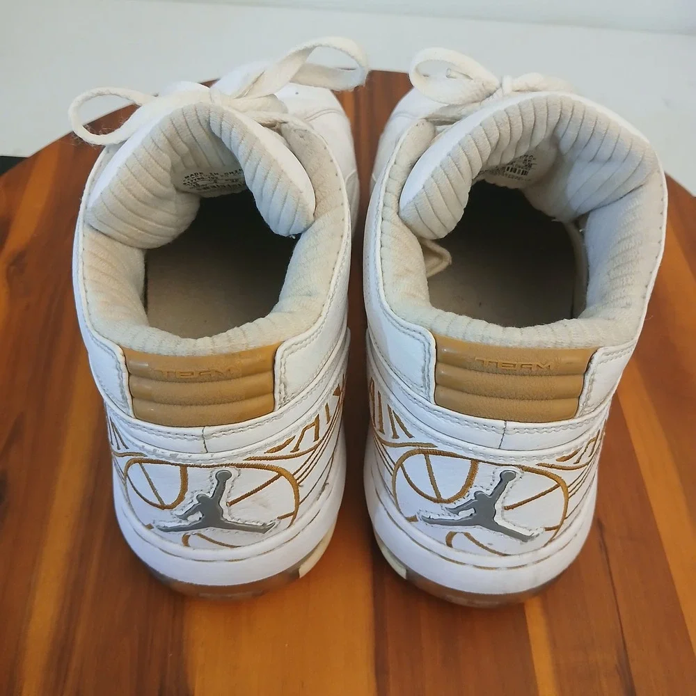 Nike Air Jordan 'O School Mens 10 White Metallic Gold Sneakers Shoes 317765-102